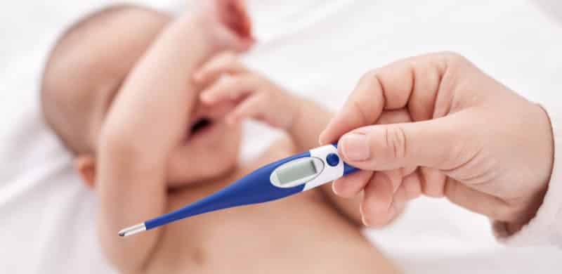 Fièvre la nuit : quand faut-il consulter un médecin à domicile ?